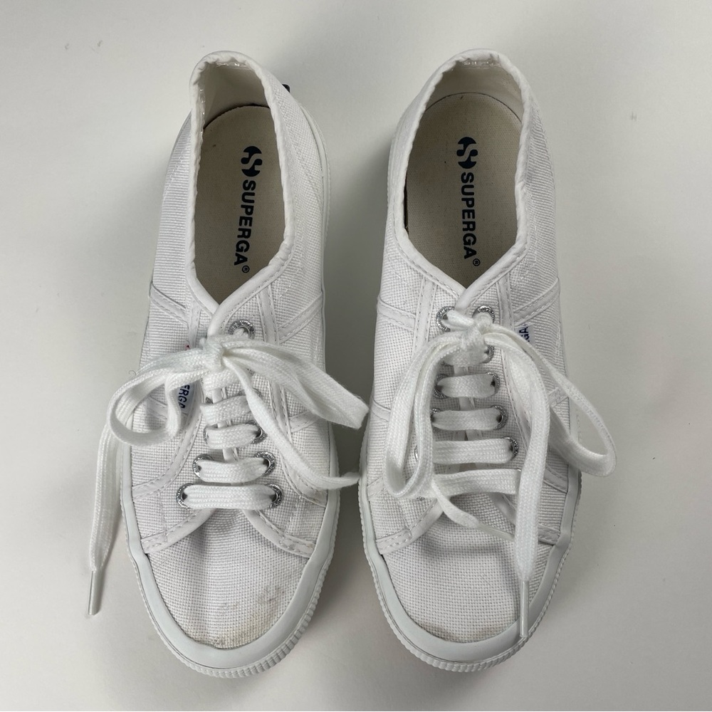 SUPERGA 2750 COTU Classic White Sneakers. Size 39.